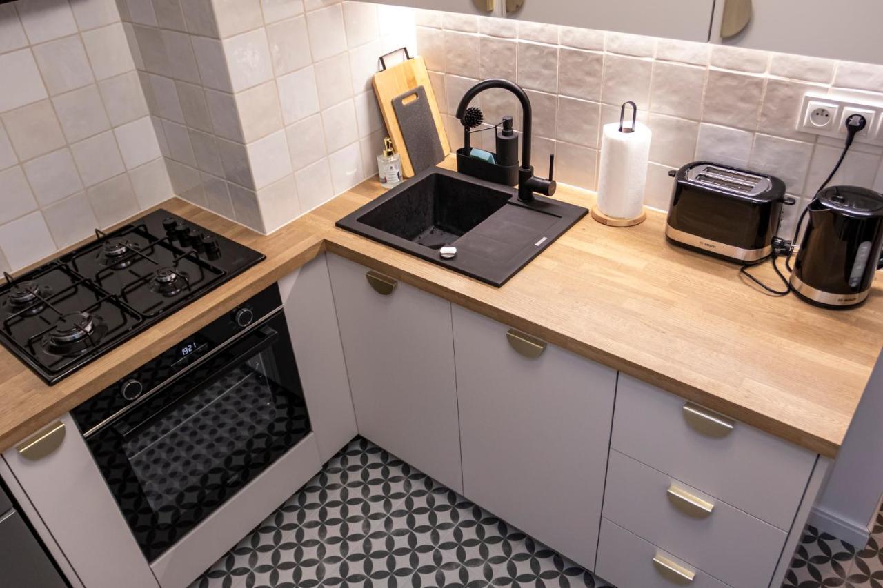 Apartament Przy Metrze Wierzbno Z Nuta Vintage * Warsaw