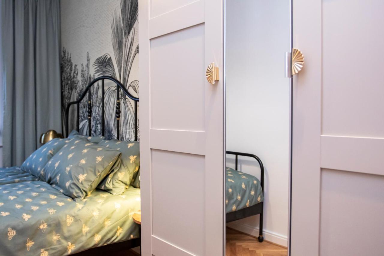 Apartament Przy Metrze Wierzbno Z Nuta Vintage Apartment *